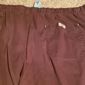 Med culture size XL scrub pants brown and blue